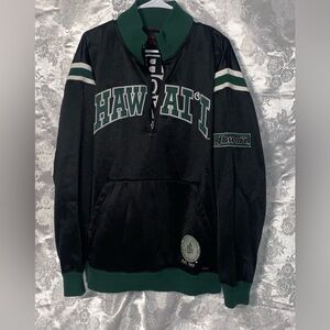 University of Hawaii (UH) Jansport 1/4 zip pullover jacket in black and green.